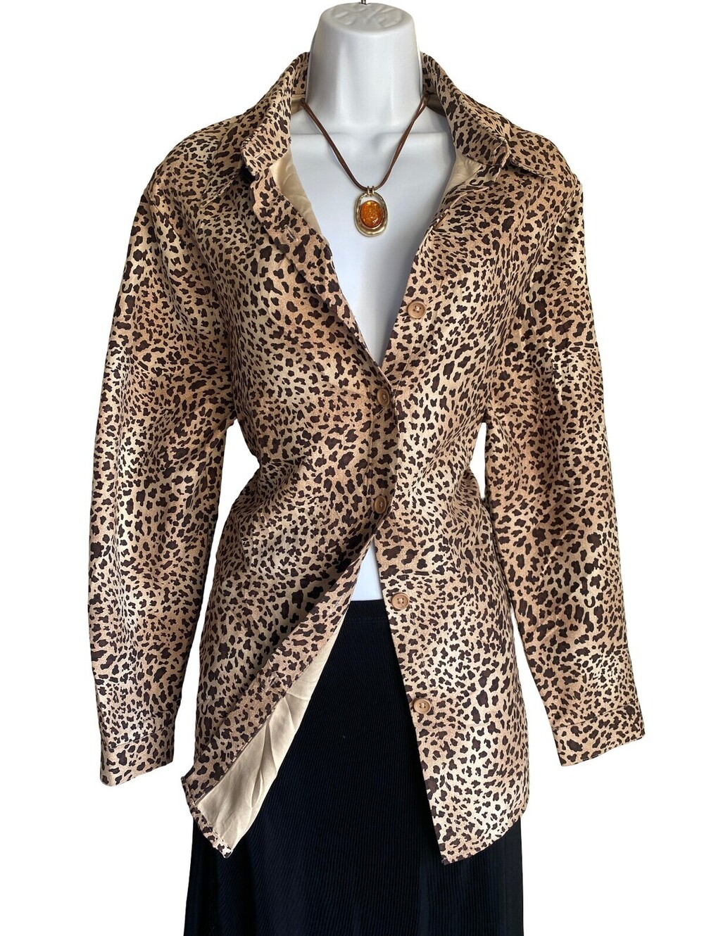 VTG Studio Works Plus 1X Leopard Soft Velvet Button Up Tunic Satin Lined Blouse